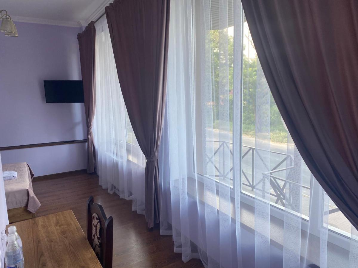 Grand Hotel Mohyliv-Podilskyi 외부 사진
